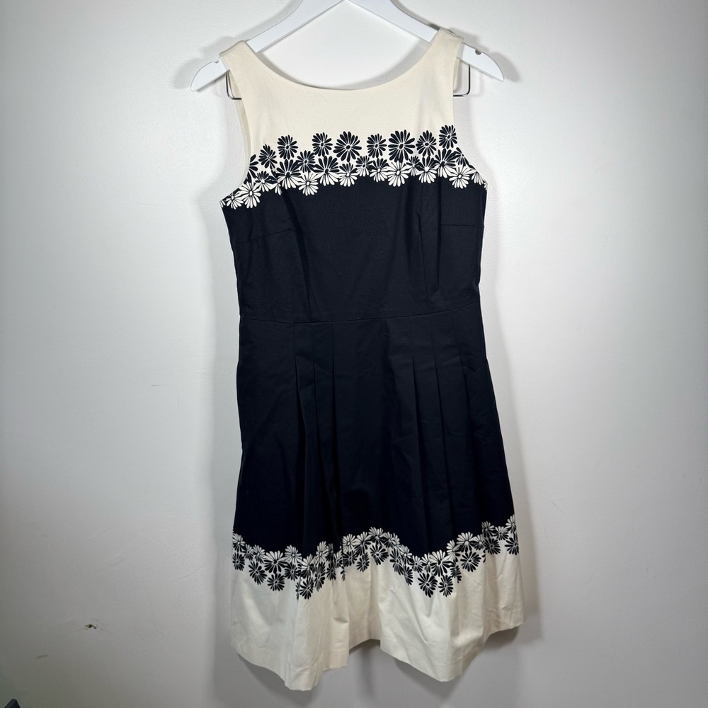 NWT Talbots Petite 6P Black & Cream Fit & Flare Dress Daisy Floral Border Print